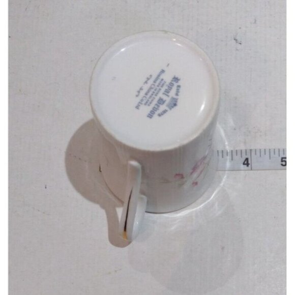 Vintage Royal Devon Bone China Tea Mugs Floral Decorations Ribbed with Gold Rims - Picture 12 of 12